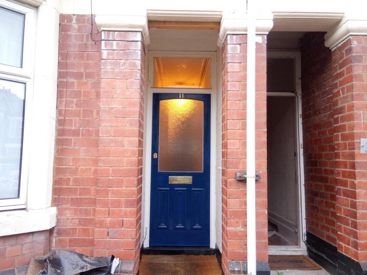 Gosford Apartment Coventry Buitenkant foto