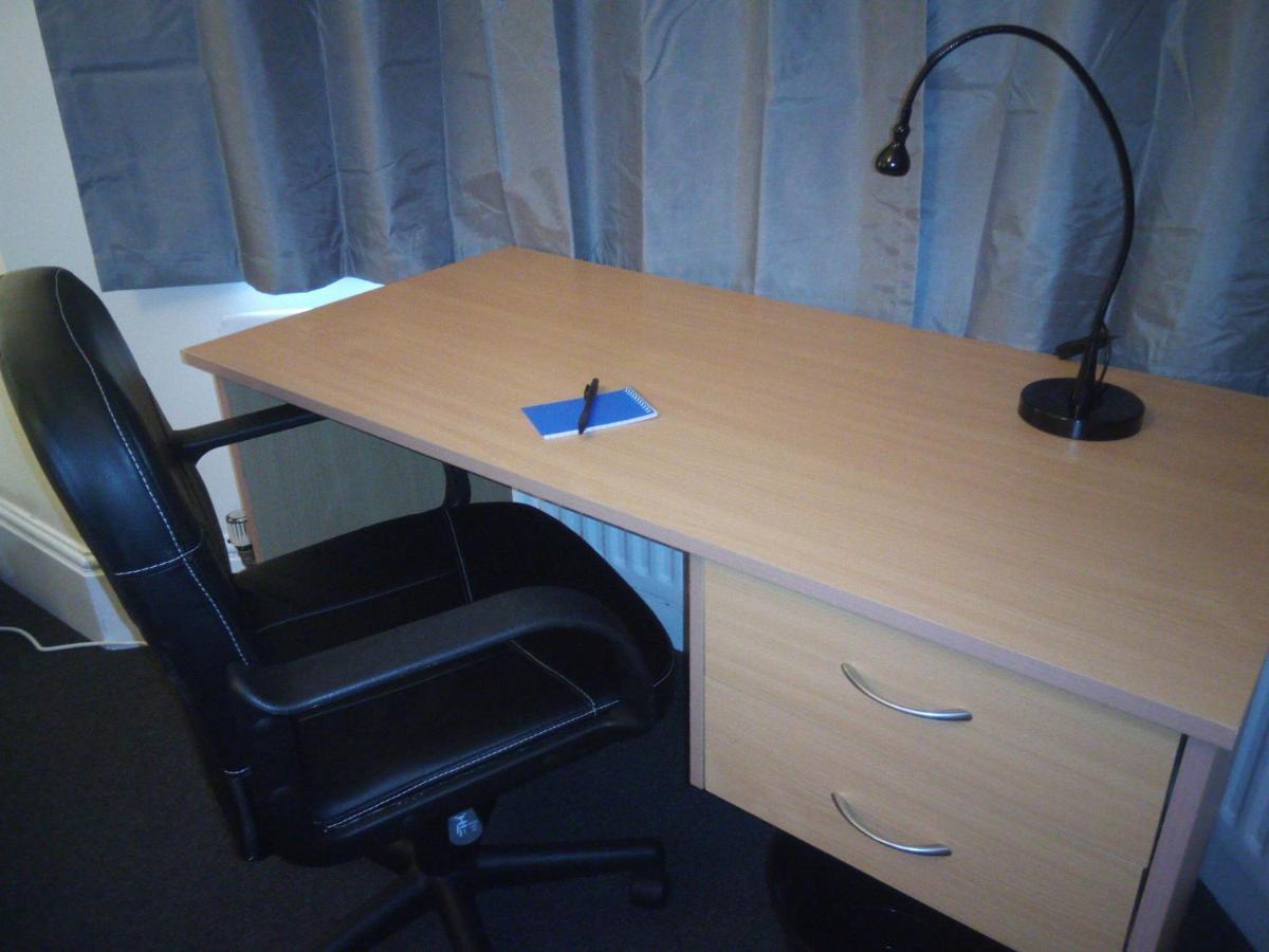 Gosford Apartment Coventry Buitenkant foto
